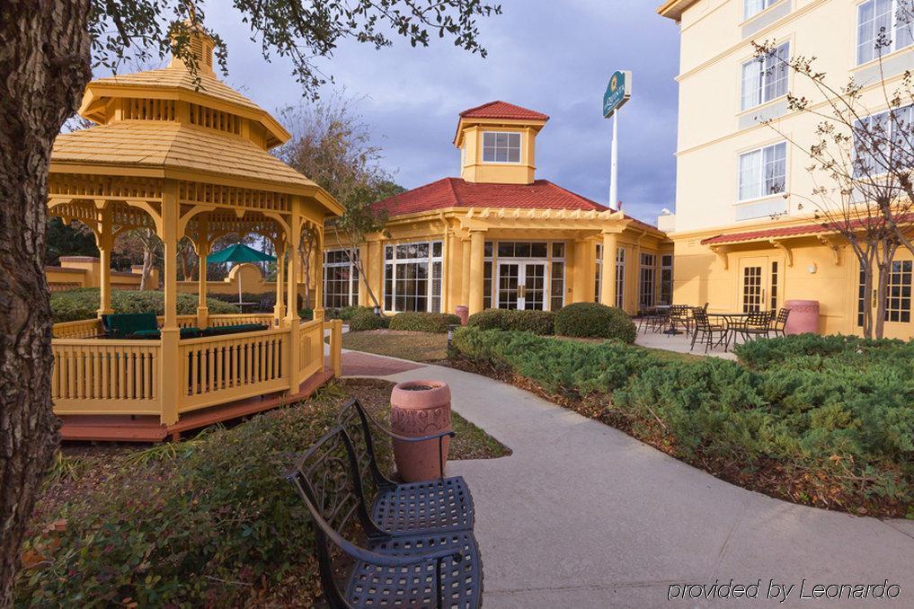 La Quinta By Wyndham Shreveport Airport Hotel Exterior photo